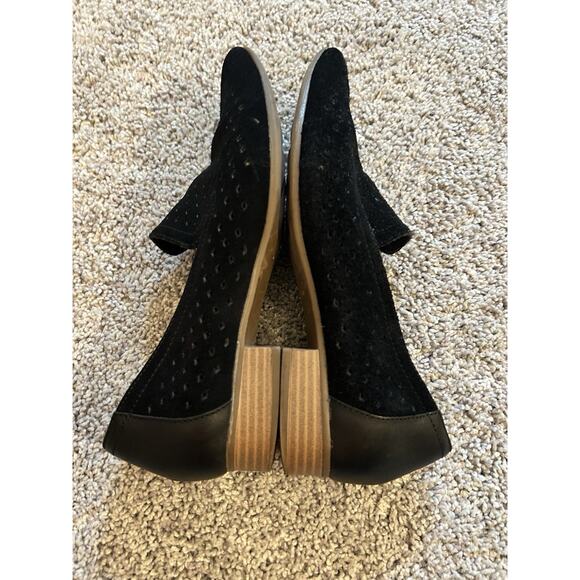 Clarks Collection Perforated Suede Loafers Juliet Hayes Women's‎ Black 7.5M - Picture 9 of 11
